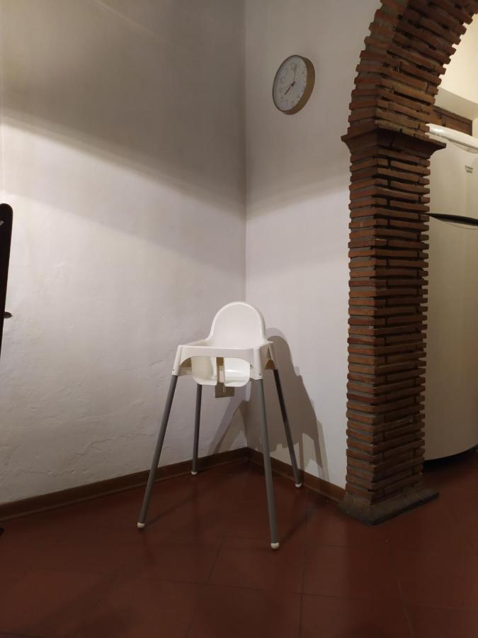 Grande Appartamento In Centro Pontedera Bagian luar foto